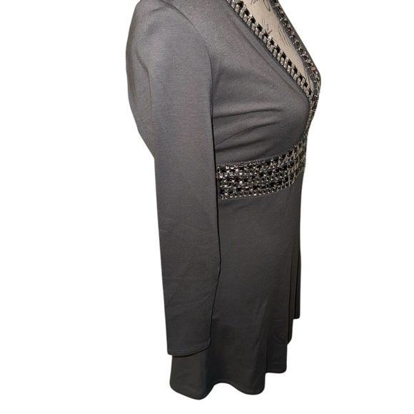 Venus Embellished Dress - Picture 4 of 8